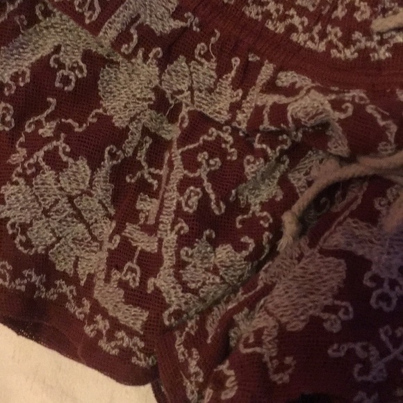 Urban Outfitters Shorts NEVER WORN - Picture 3 of 3